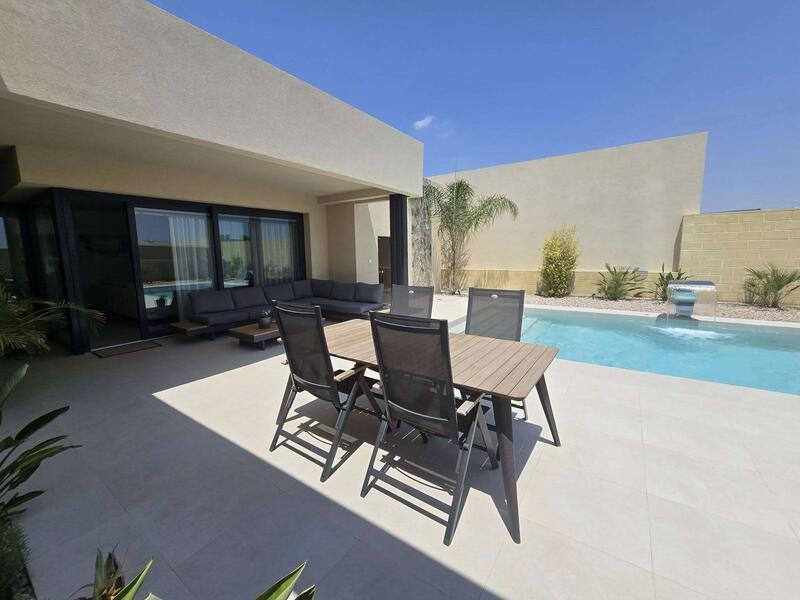 3 Cuarto Villa en venta