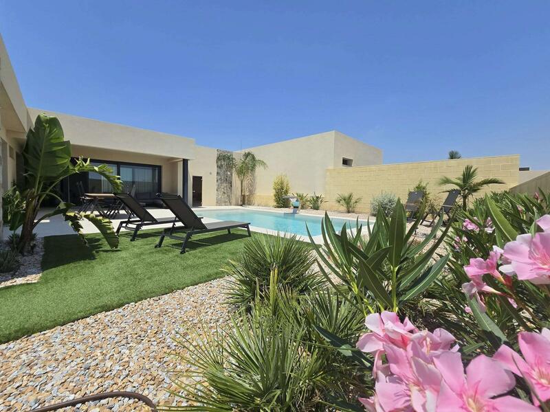 3 Cuarto Villa en venta