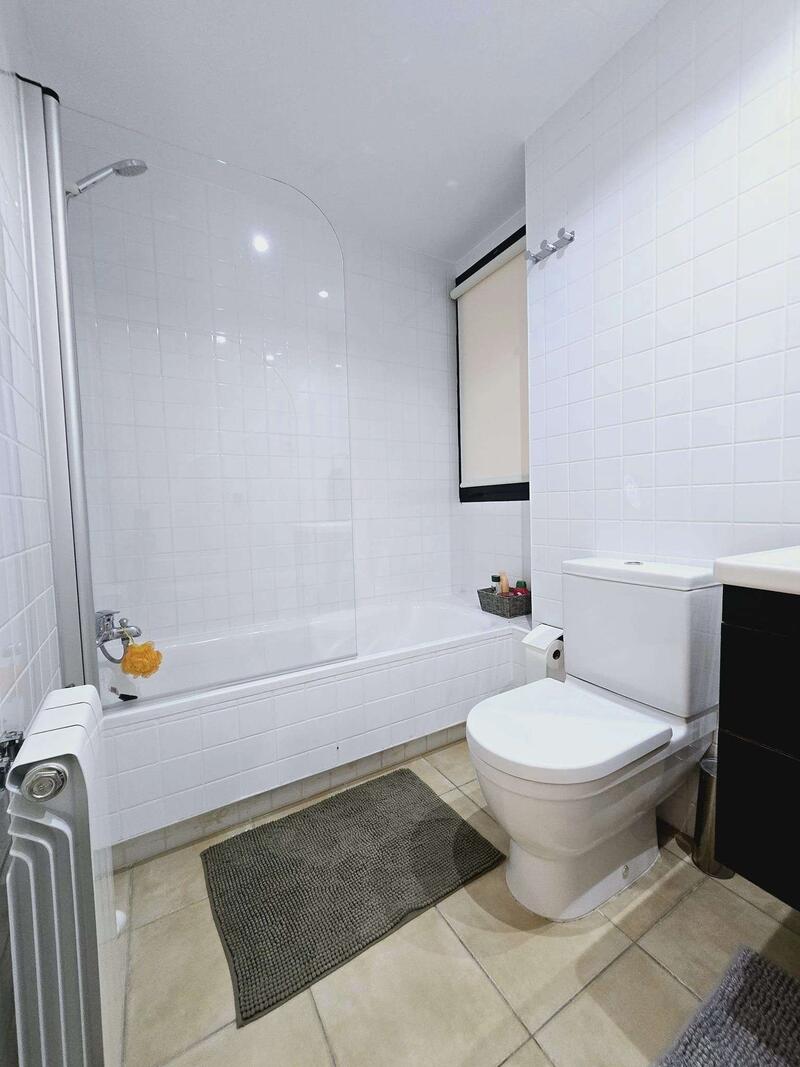 2 slaapkamer Appartement Te koop 2 slaapkamer Appartement Te koop