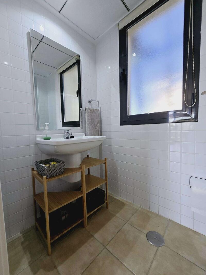 2 slaapkamer Appartement Te koop 2 slaapkamer Appartement Te koop