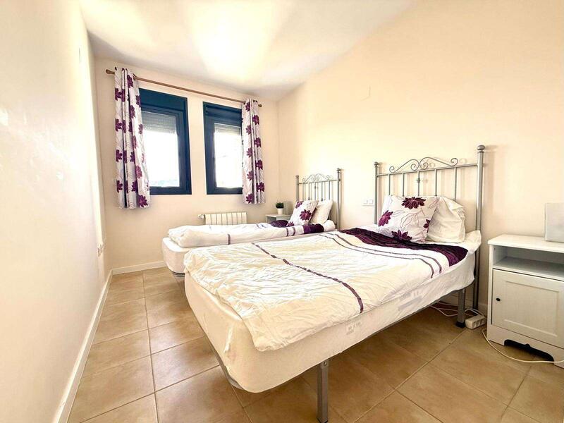 2 bedroom Apartment for sale