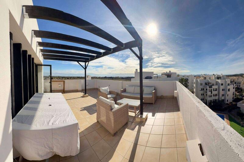 2 bedroom Apartment for sale