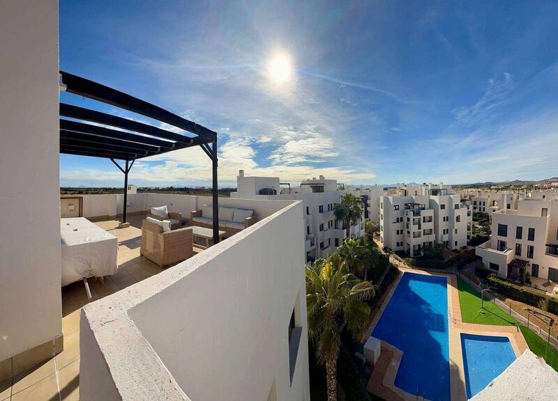 2 bedroom Apartment for sale