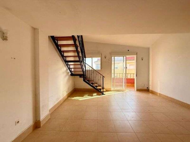 3 slaapkamer Appartement Te koop 3 slaapkamer Appartement Te koop