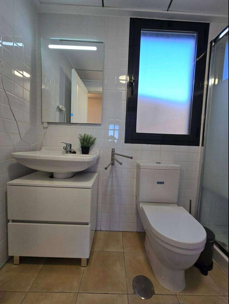 2 slaapkamer Appartement Te koop 2 slaapkamer Appartement Te koop