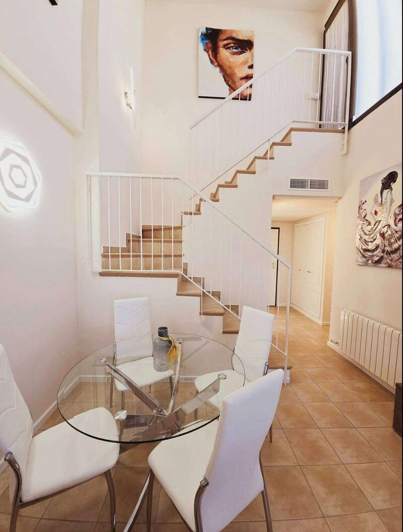 2 slaapkamer Appartement Te koop 2 slaapkamer Appartement Te koop