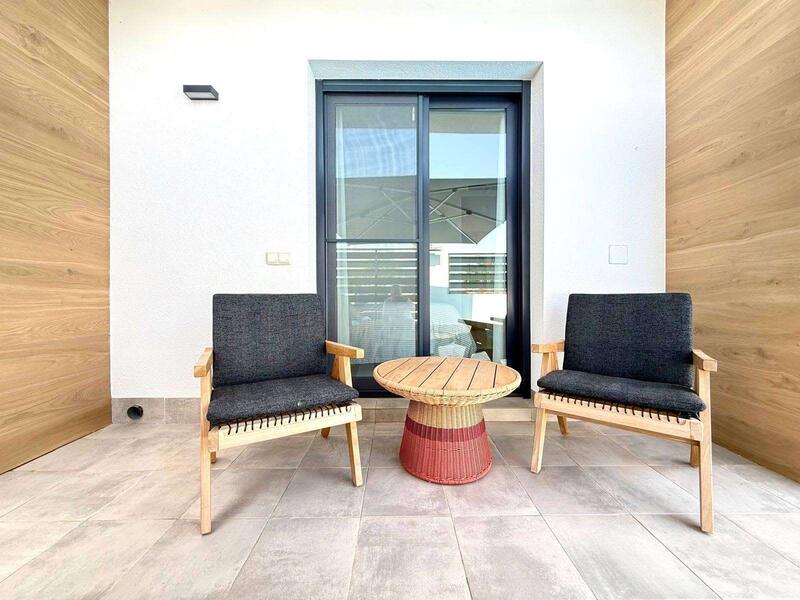 2 Cuarto Villa en venta