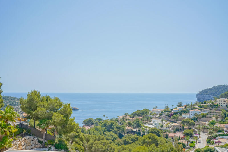 Commercial Property for sale in Javea, Alicante