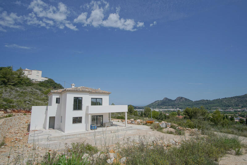 Villa à vendre dans Pedreguer, Alicante