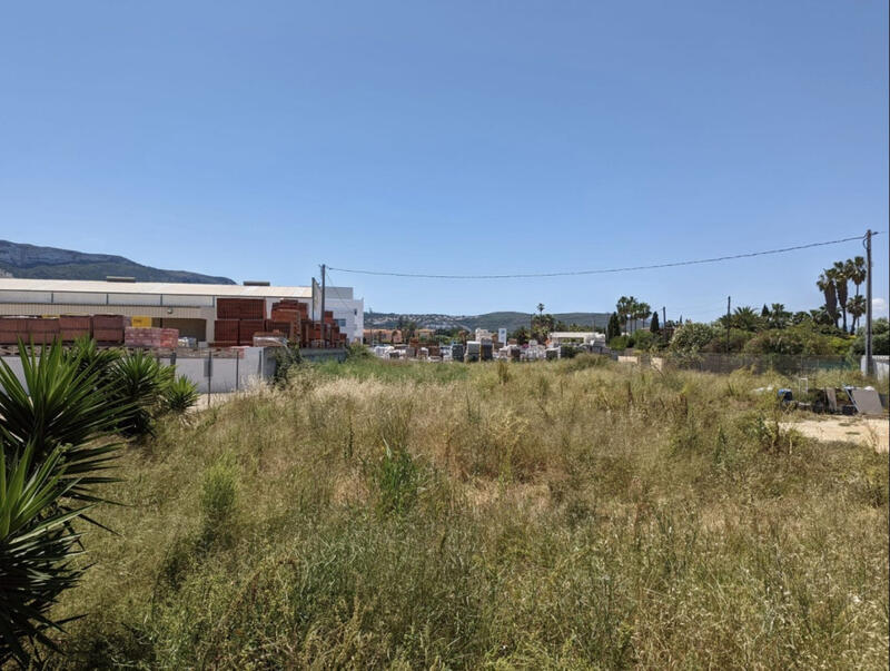 Grundstück zu verkaufen in Denia, Alicante