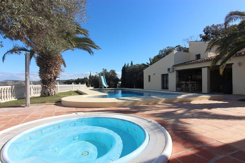 Villa zu verkaufen in Benissa, Alicante