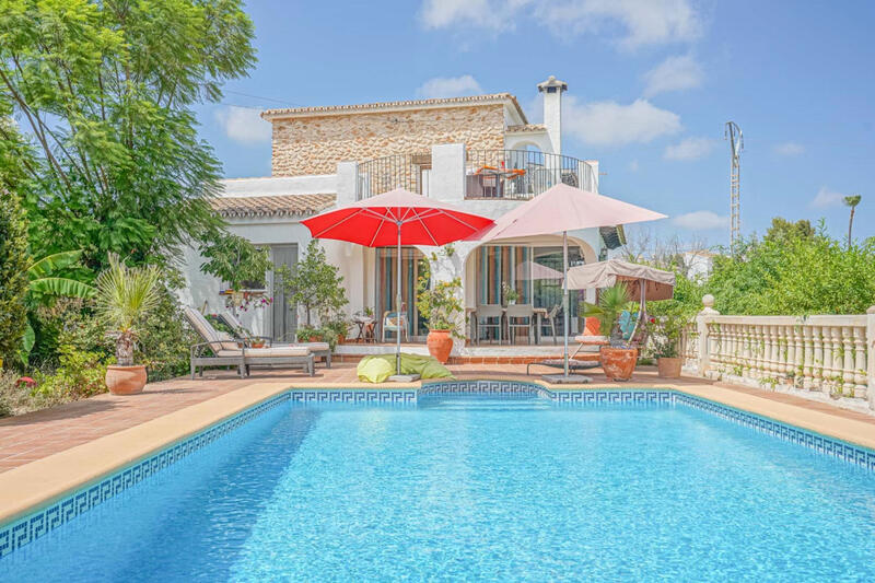 Villa en venta en Benissa, Alicante