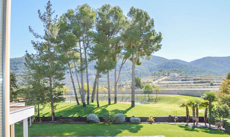 7 slaapkamer Villa Te koop 7 slaapkamer Villa Te koop