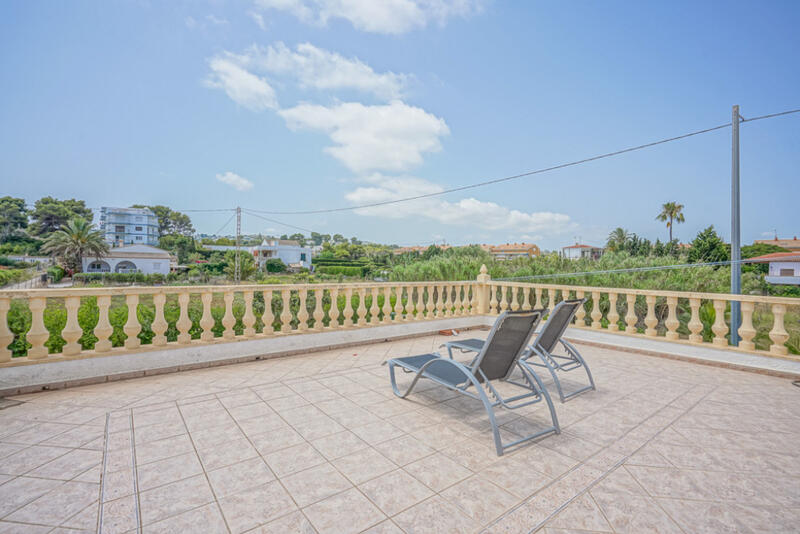 Villa til salg i Javea, Alicante
