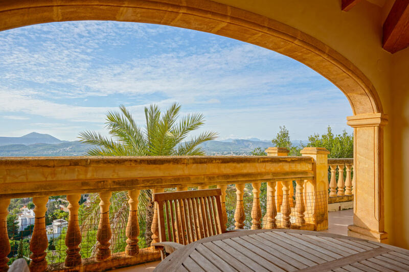 5 bedroom Villa for sale
