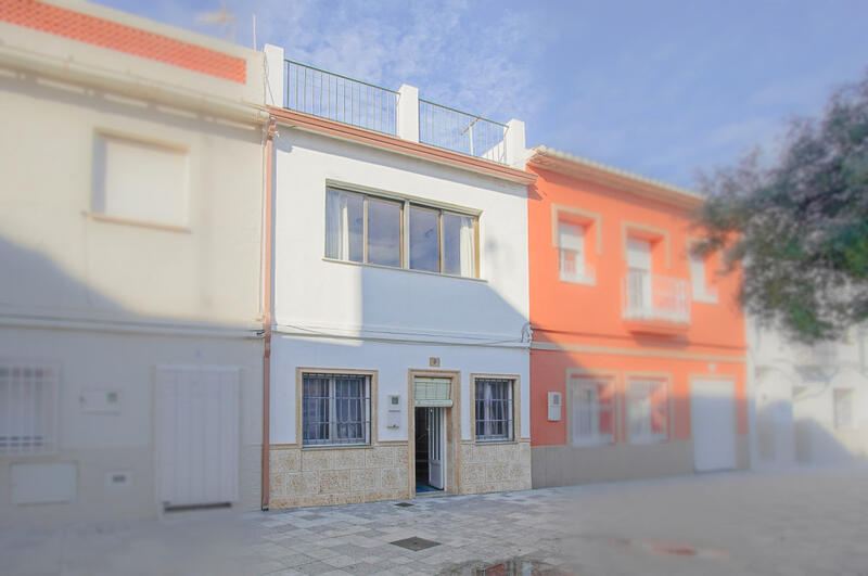 3 Cuarto Adosado en venta