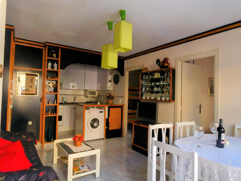 2 slaapkamer Gezinswoning Te koop