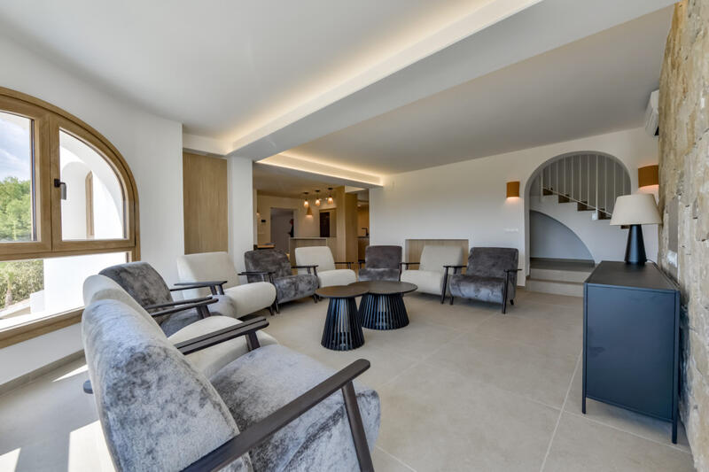 5 bedroom Villa for sale