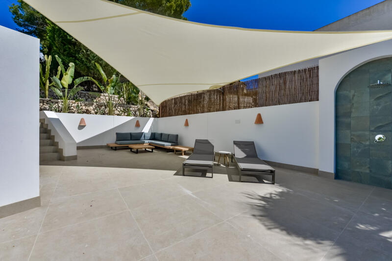 5 bedroom Villa for sale