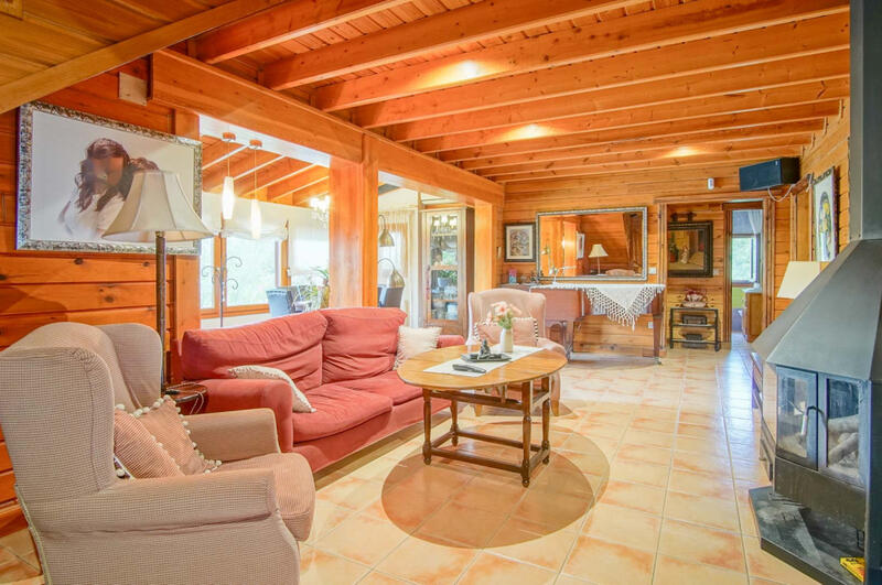 4 Cuarto Villa en venta