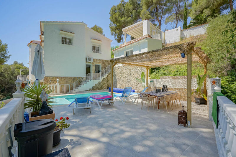 4 slaapkamer Villa Te koop