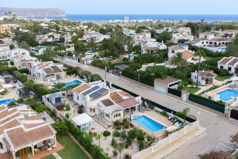 3 Cuarto Villa en venta