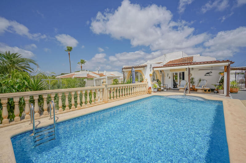 3 Cuarto Villa en venta