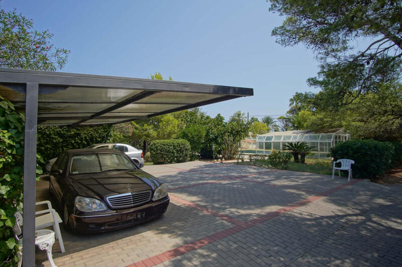 Villa til salg i Denia, Alicante