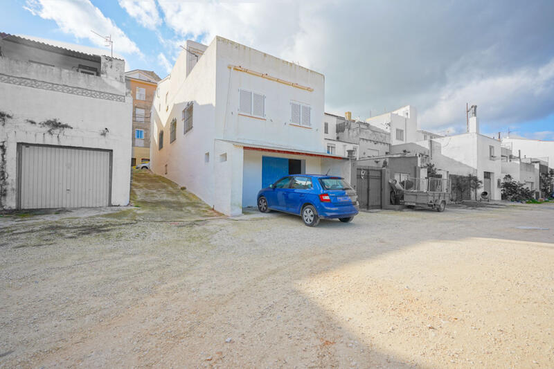 7 Cuarto Adosado en venta