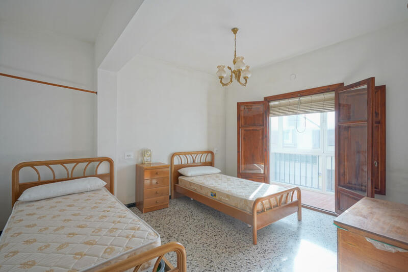7 Cuarto Adosado en venta