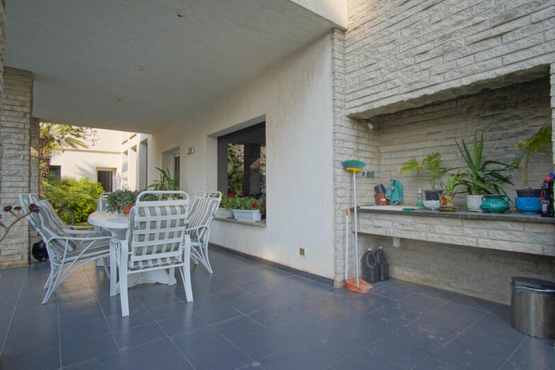 4 slaapkamer Villa Te koop