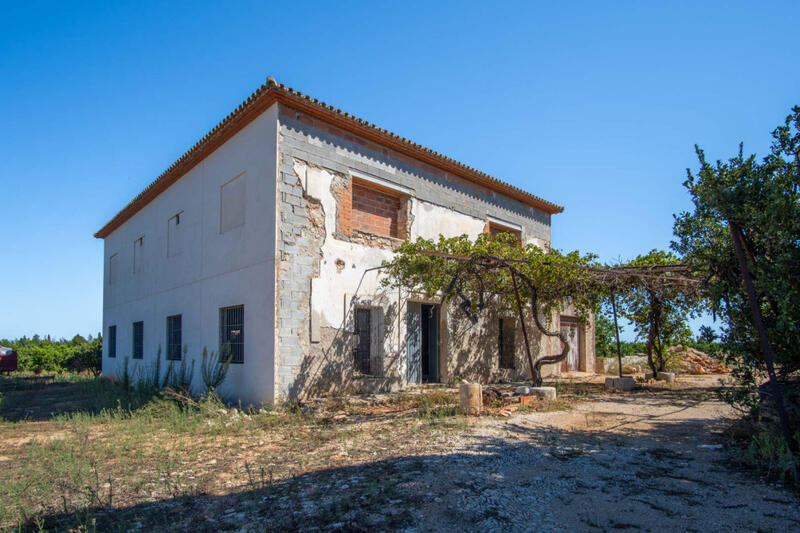 Villa till salu