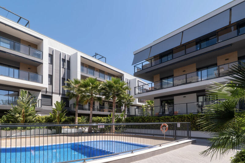 2 bedroom Apartment for sale