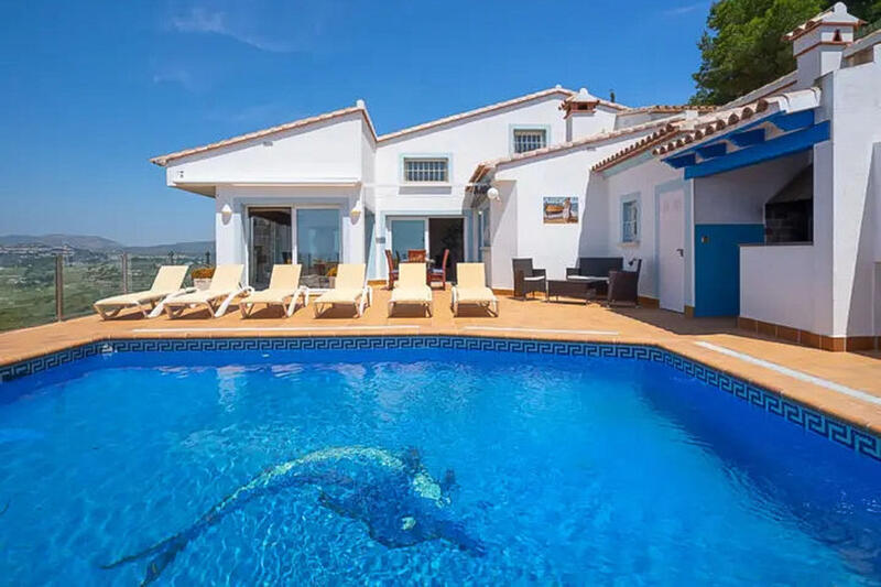 3 bedroom Villa for sale