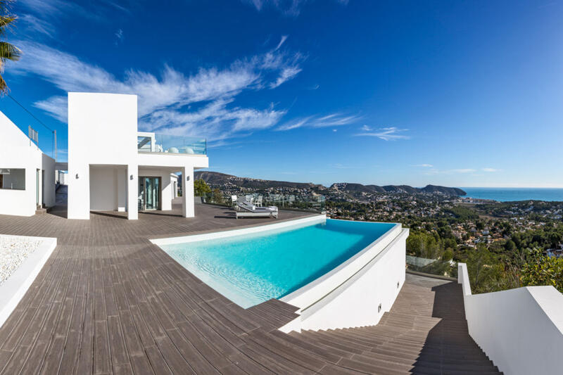 5 bedroom Villa for sale