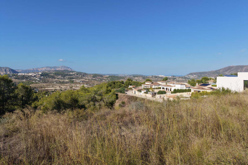 Terrain à vendre dans Moraira, Alicante