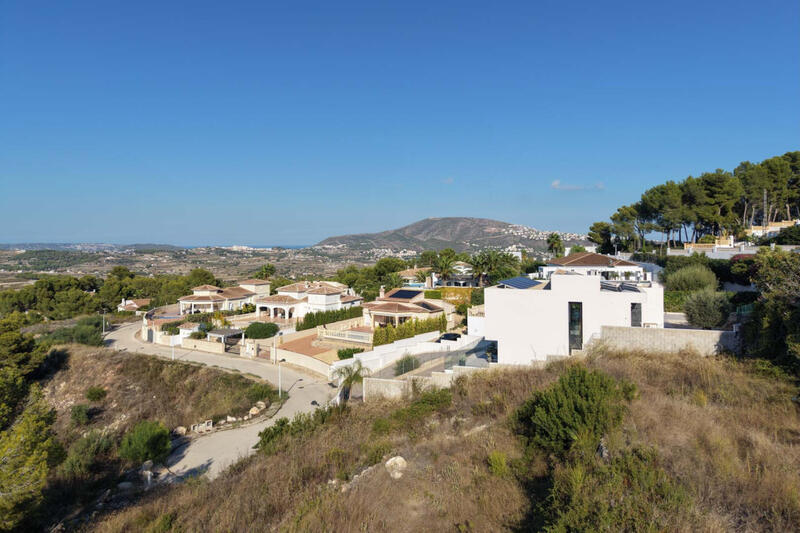 Terrain à vendre dans Moraira, Alicante