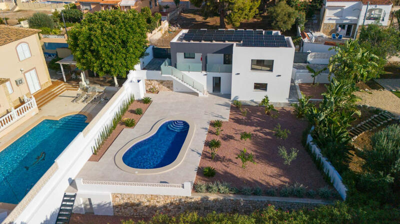 4 Cuarto Villa en venta