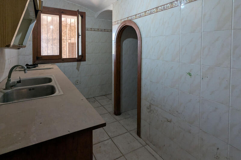 2 спальная комната Деревенский Дом продается