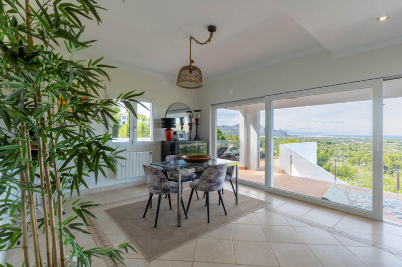 3 bedroom Villa for sale