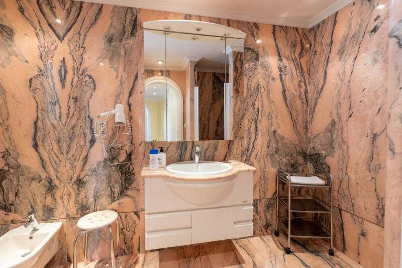 5 slaapkamer Villa Te koop