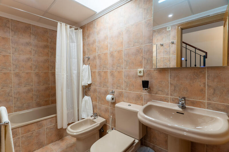 3 bedroom Townhouse for sale