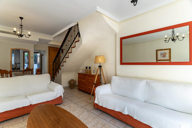 3 bedroom Townhouse for sale