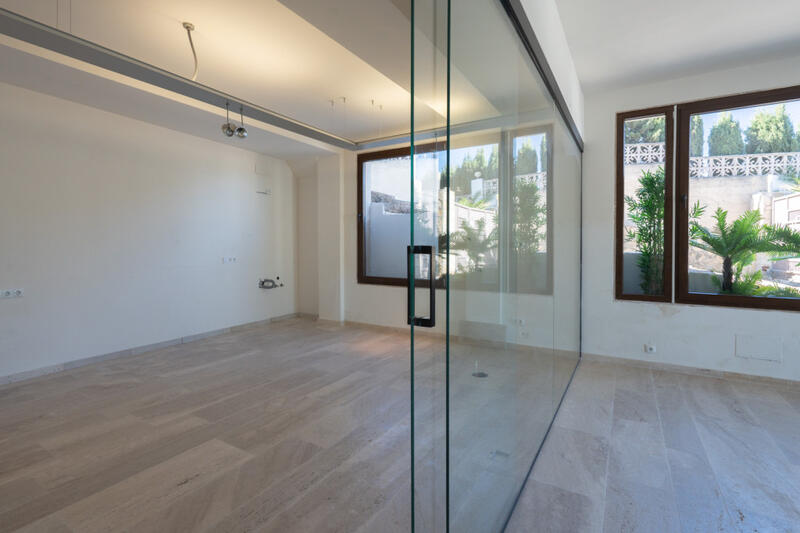 3 bedroom Commercial Property for sale