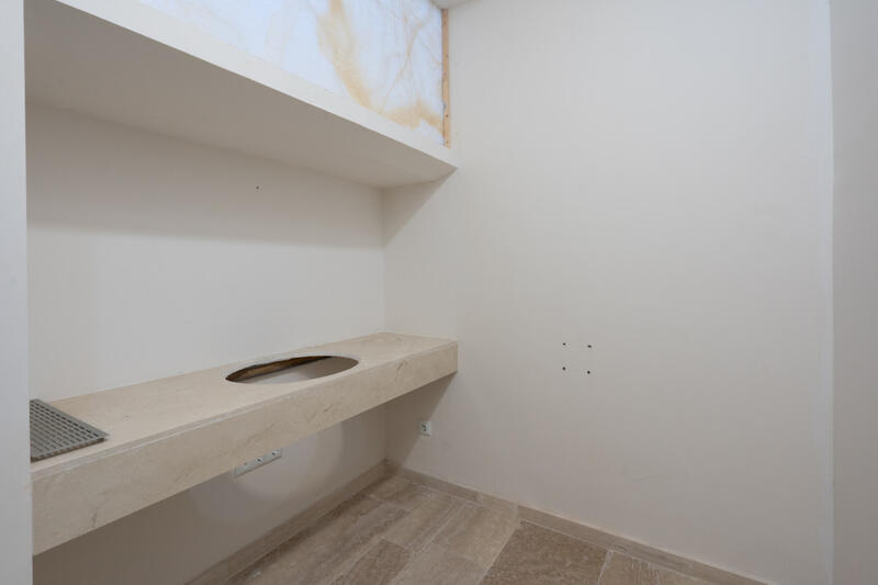 3 bedroom Commercial Property for sale