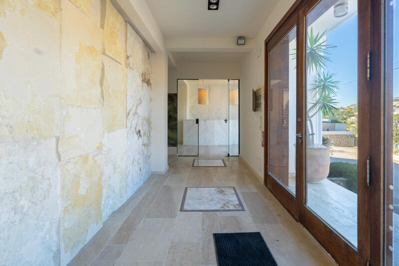 3 bedroom Commercial Property for sale