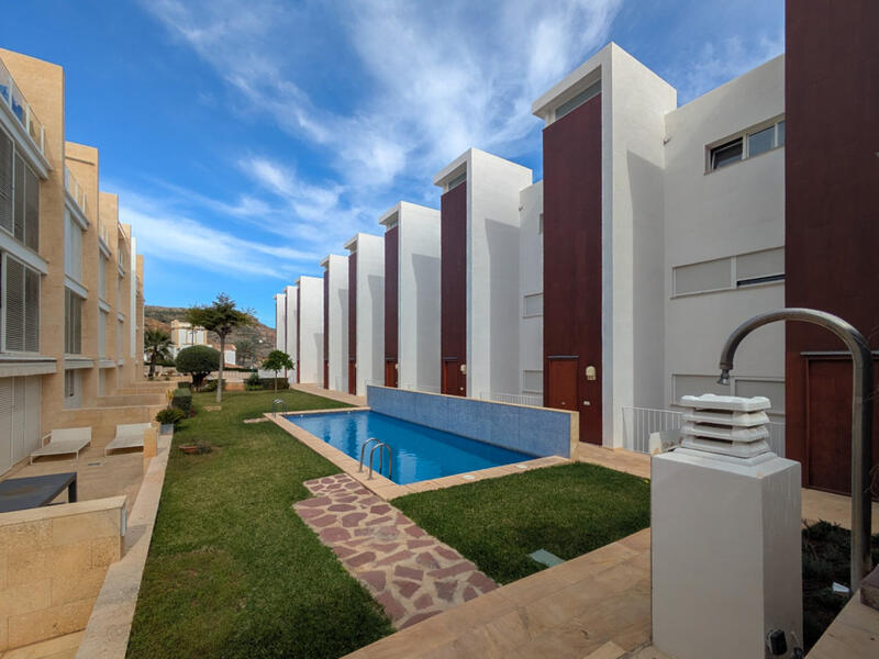 1 bedroom Apartment for sale