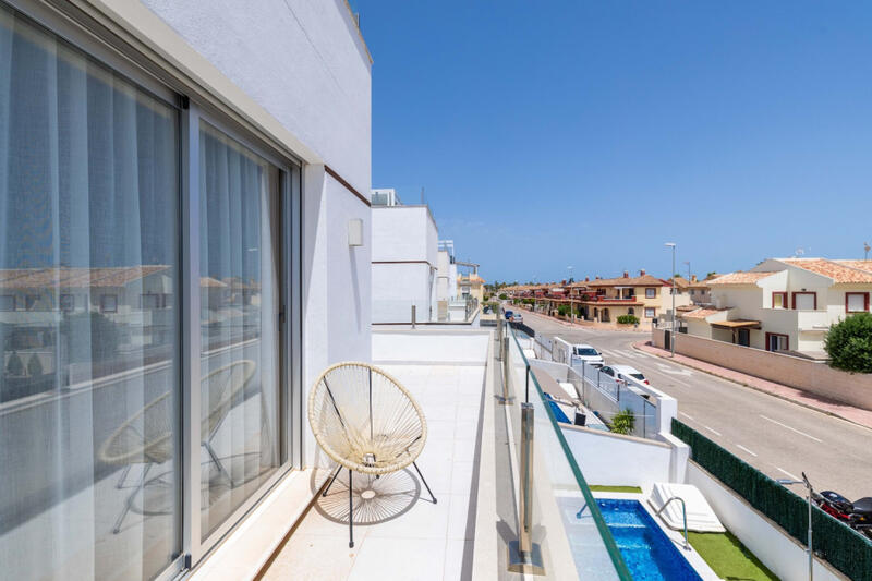 3 bedroom Villa for sale 3 bedroom Villa for sale