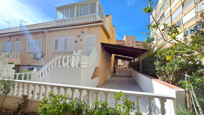 Stadthaus zu verkaufen in La Mata, Alicante