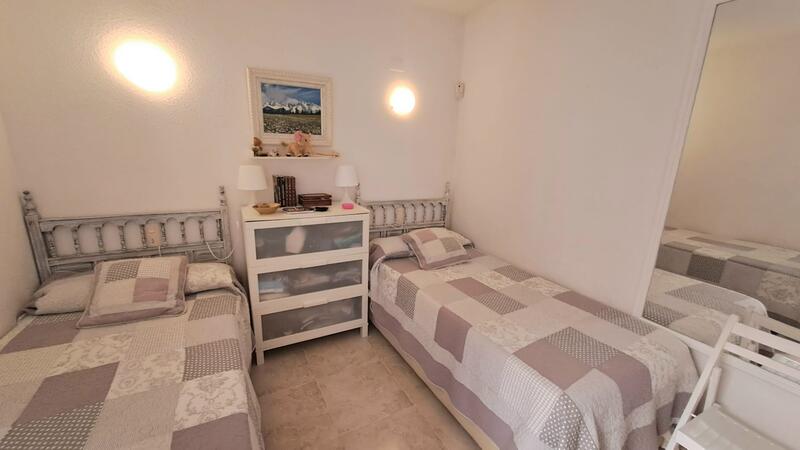 1 bedroom Apartment for sale